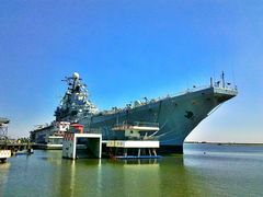 -泰达航母主题公园