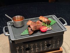 -蟹犇前•帝王蟹雪蟹(陆家嘴店)