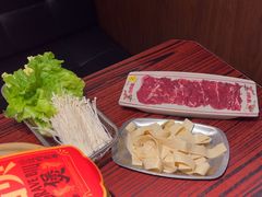 -沙胆彪炭炉牛杂煲(上海日月光广场店)