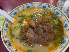 -金杨拉面王小吃面馆·牛三宝面·红烧牛肉粉
