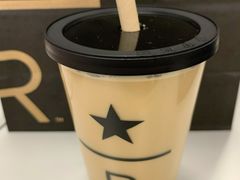 -星巴克臻选(上海合生汇1F店)