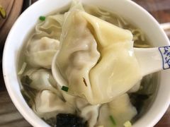 -笑来喜馄饨小笼工坊店(湖滨街店)