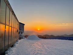 -浙东第一尖雪山欢乐谷