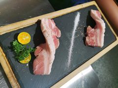 厚切黑猪猪五花-朴太院·朝鲜族炭火烤肉(民乐园总店)