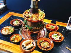 -巴隆门重庆老火锅(太湖路店)