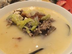 -鑫巴蜀小镇 · 水煮鱼专研店(玉桥店)