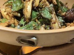 擂辣椒烧手撕鸡-吃饭皇帝大(合生汇店)