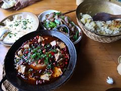 -郑件洋芋饭庄