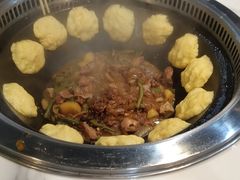 -哈尔滨烧烤·山河村铁锅炖(交大店)