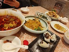 -红樱桃·欢乐餐厅(太原里店)