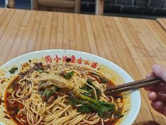 -周小波重庆小面·重庆名小吃(邹容路店)