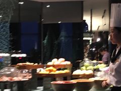 -唐拉雅秀酒店-西锦汇空中BBQ·思创餐厅