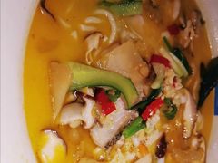 -蜜桃餐厅·伴山(湖滨商业街店)