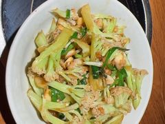 -吃饭皇帝大土家民族菜(荟聚店)