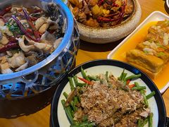 -隔壁老王·家常云南菜(花巷店)
