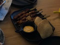 风味香辣猪肉串-良木缘咖啡西餐(太古里店)