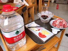 -毛辣果·贵州红酸汤牛肉火锅(西单店)