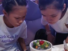 -水桶王国主题餐厅·聚会·生日派对·亲子活动·家庭套餐(亚龙湾希尔顿店)