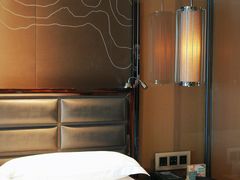 -中山利和希尔顿酒店