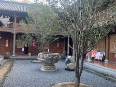 -石峰岩寺