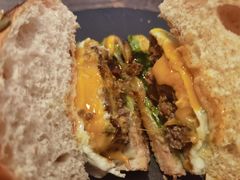 -HIGH FIVE哈福手工汉堡(桂林路店)