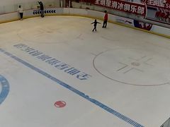 -全明星滑冰俱乐部(天津远洋店)