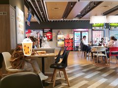 -肯德基(中纬店)