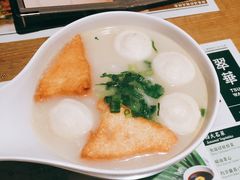 鱼蛋河粉-翠华餐厅(铜锣湾糖街店)