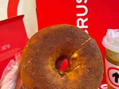 -HOT CRUSH趁热集合·现烤面包(环球港店)