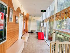 -金点蒙氏国际教育(悠然校区)