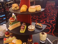-Salon de The de Joel Robuchon(外滩18号店)