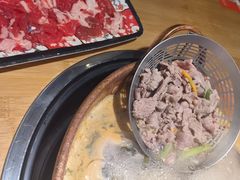 -洱火云南酸菜牛肉火锅(石景山当代商城店)
