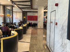 -上海虹桥西郊假日酒店