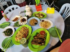 -明记烧鱼美味店