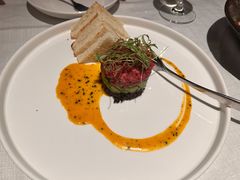 牛肉塔塔配牛油果黑橄榄酱-Solo(衡山路店)