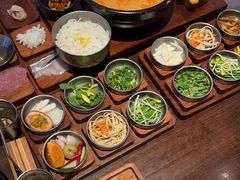 -银米·云南传统过桥米线(双廊黑金冠店)