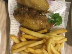 -佰搭果·广式茶餐厅(西华路店)