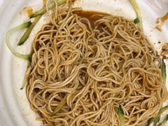 -肥肥虾庄·金牌油焖大虾(东湖欢乐谷店)