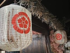 -荒岛实景沉浸密室(江汉路1店)