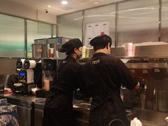 -霸王茶姬(上海静安大悦城店)