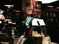 -西西弗书店&矢量咖啡(壹方购物中心店)