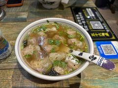 招牌野馄炖-老谢野馄饨(延安路店)