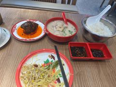 -张太婆老妈蹄花川菜馆·中华餐饮老字号(望平街店)