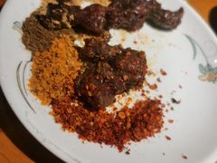 -梁山烤肉(李逵店)