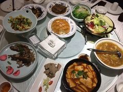 -鸭王烤鸭店(三里河店)