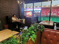 -菲尼克斯牛排店(杉杉奥特莱斯店)