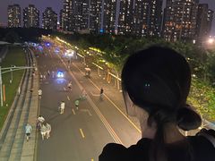 -南京眼步行桥