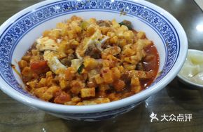 Old Mi's Stir-Fried Noodle Soup