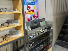 -零度眼镜·宝视友·蔡司依视路(吾悦花街店)