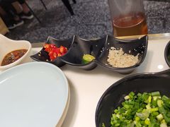 -洪氏嗨捞·猪肚鸡火锅(阳光天地店)